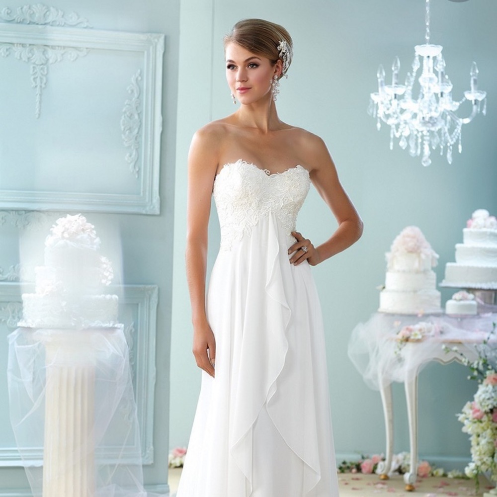 New wedding dress. Never been worn or altered